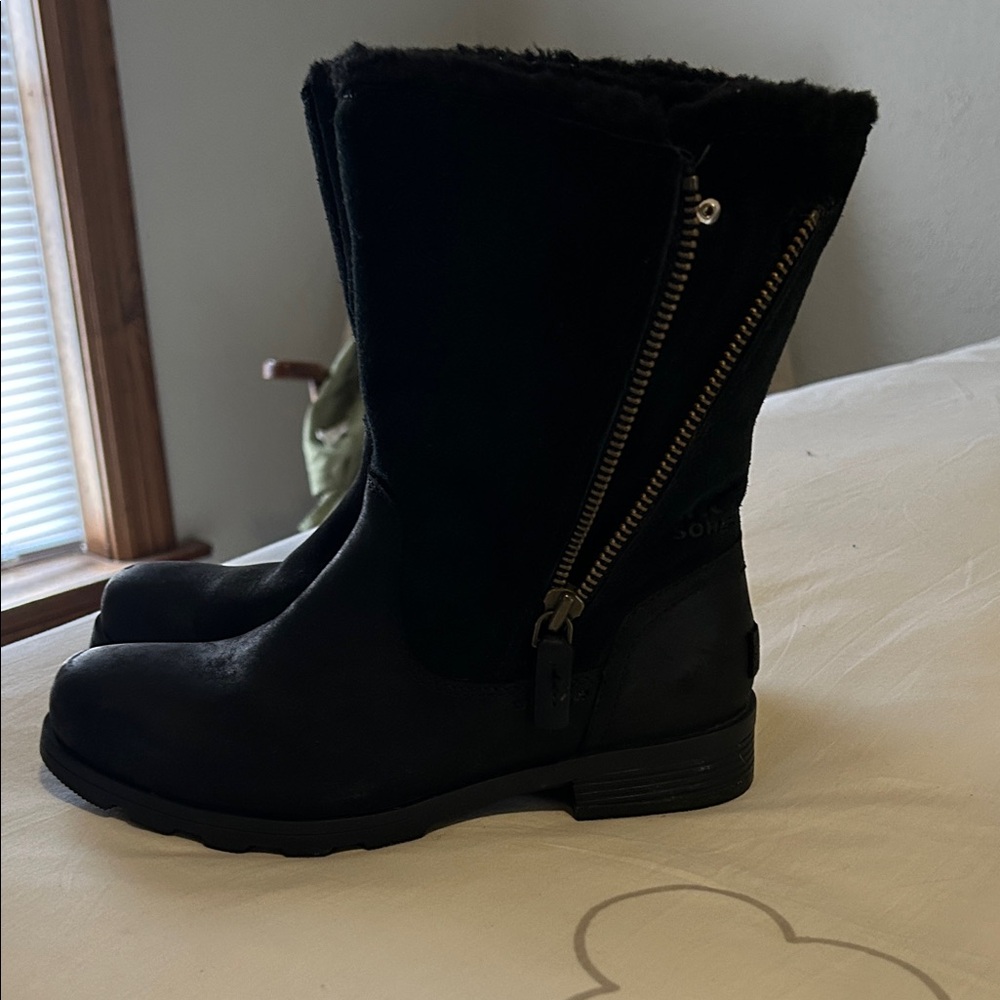 Sorel Black Faux-Fur Mid-Calf Zip Boots